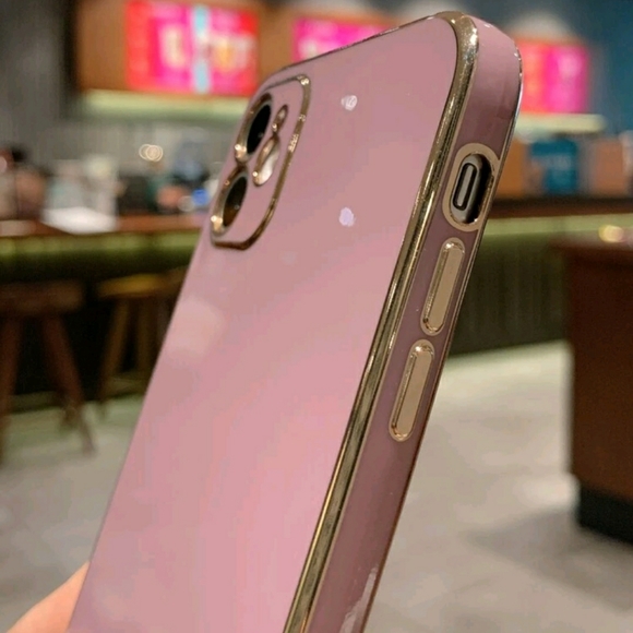 (3/20) Gold Rimmed Pink iPhone 7/8 case - Picture 2 of 5